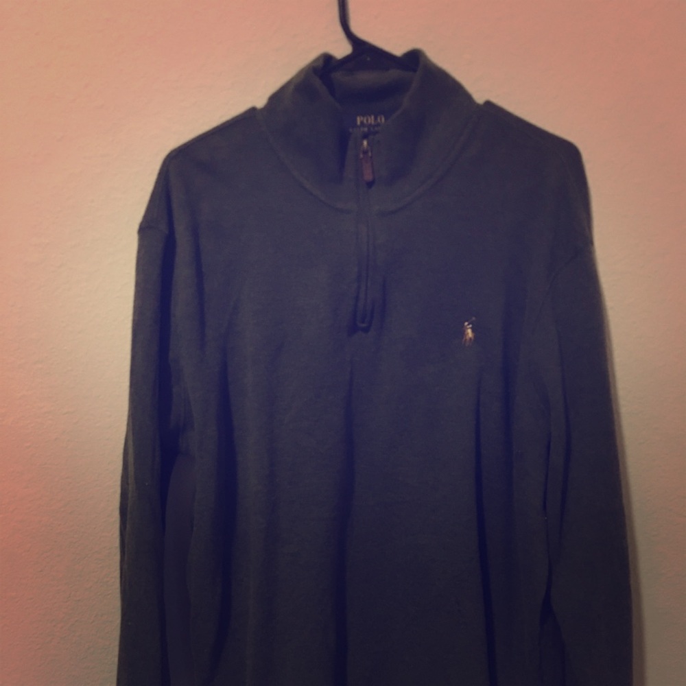 Dark green XL Polo very crisp multi color horse